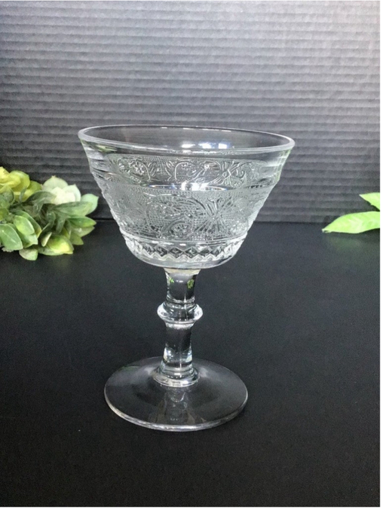 US Vintage Other - Vintage Duncan Miller Sandwich Pattern Champagne/ Tall Sundae Glasses Set of 4